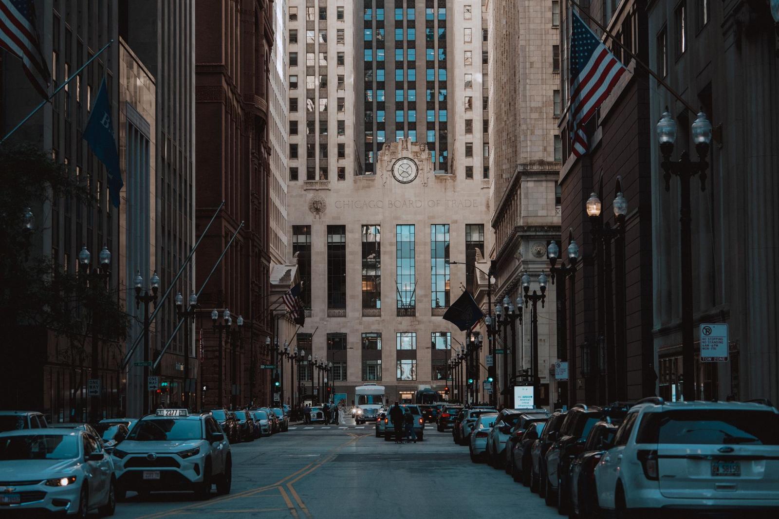 Chicago Residents Analyze How Job Shifts Reshape Metro Economy