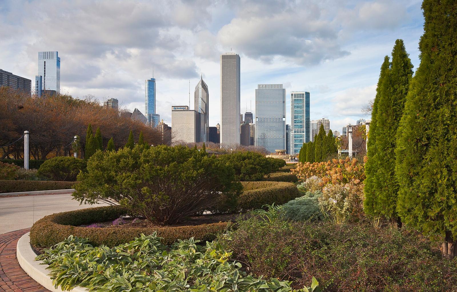 Chicago Events Guide: Festivals and Activities Across Multiple Neighborhoods